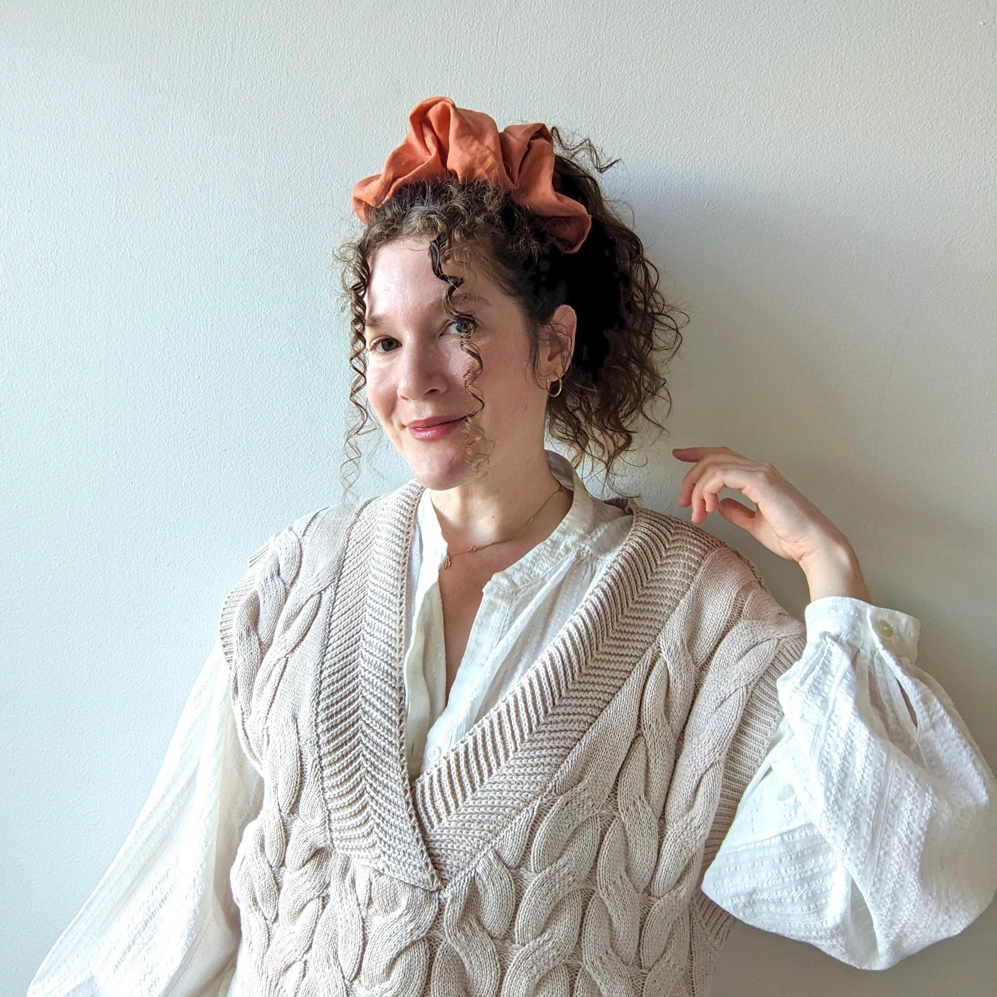 Oversized linen scrunchie in orange